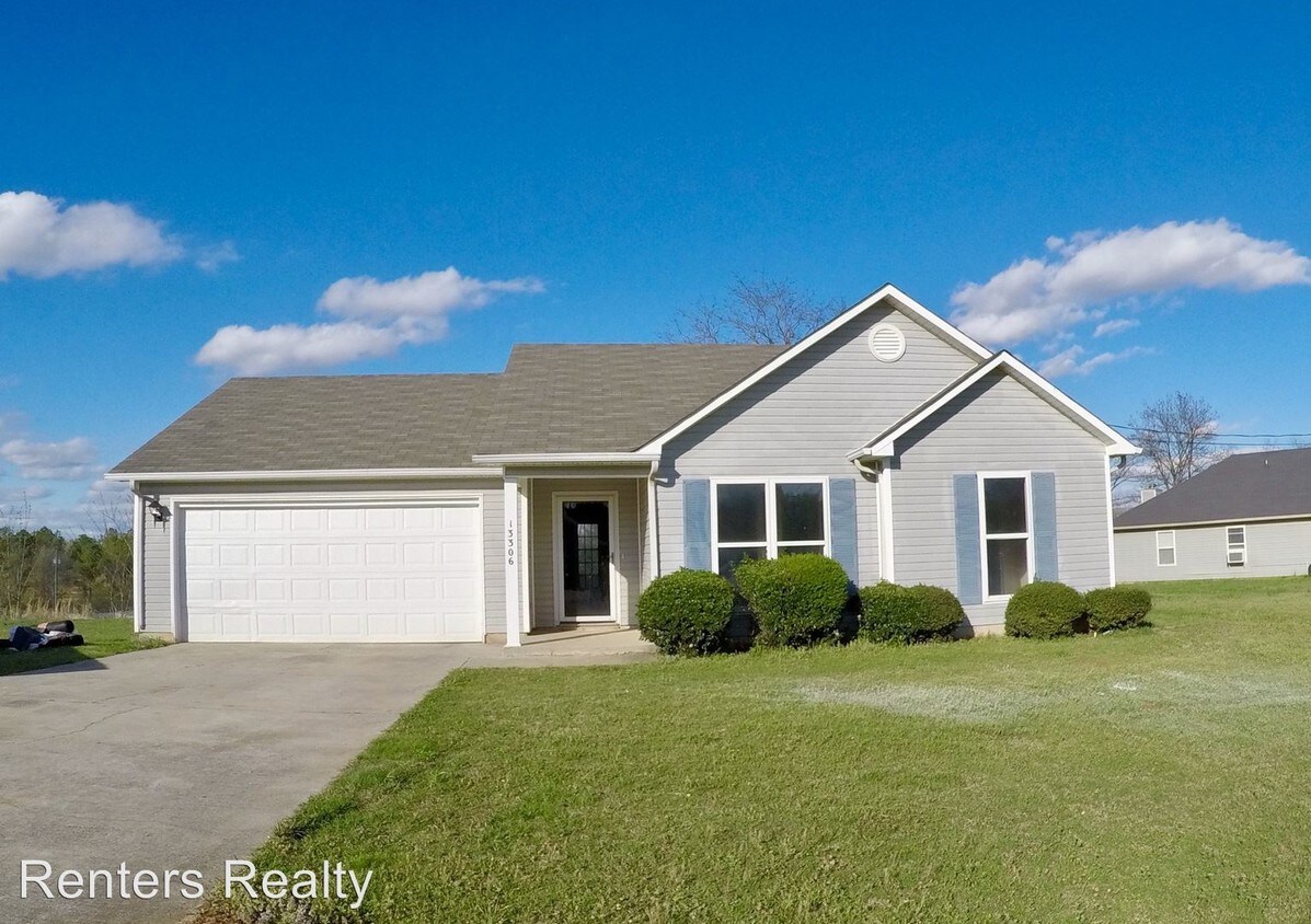 3 br, 2 bath House 13306 Scott Ln House for Rent in Madison, AL