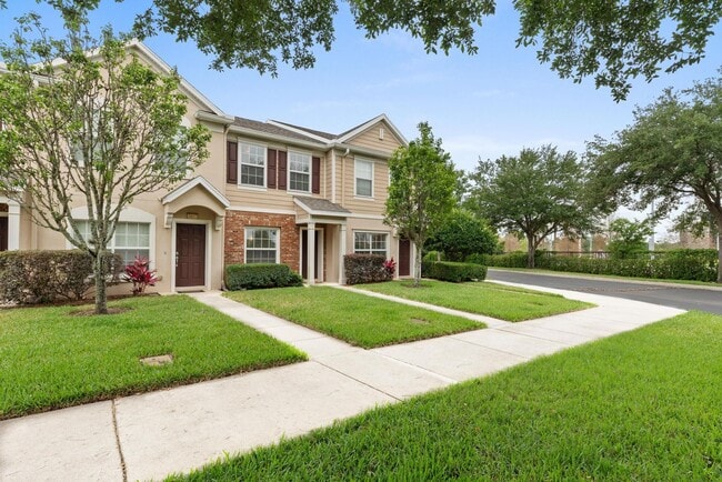 Building Photo - 2 Bed/2.5 Bath Summerfield Townhome! Great...