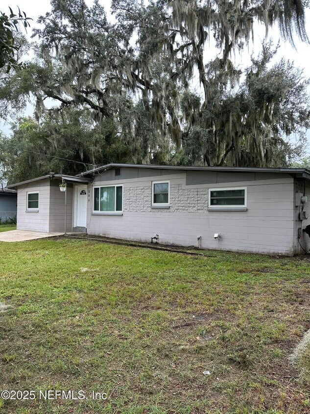 Foto principal - 288 Mercury Dr