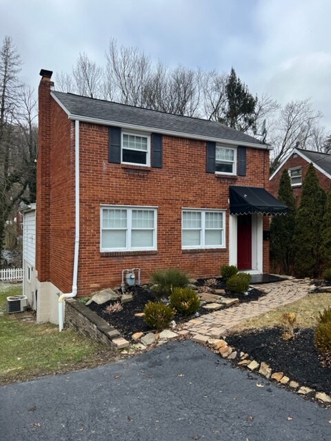 Foto del edificio - 39 Forest Ave