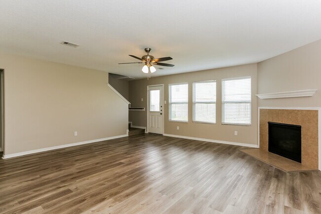 Foto del edificio - 17819 Yellow Birch Trail