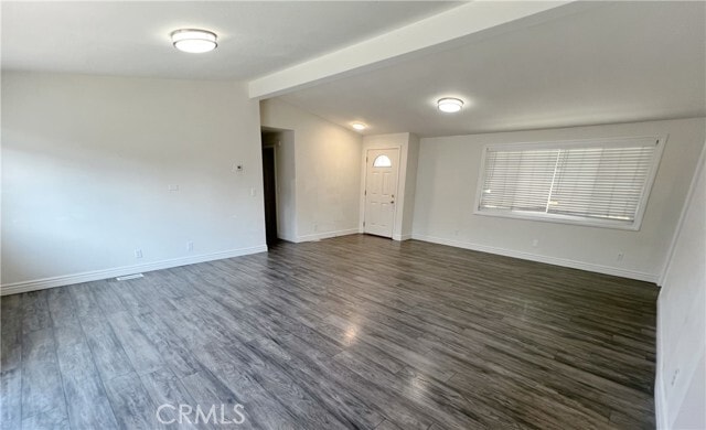 Building Photo - 5715 Greenbriar Dr