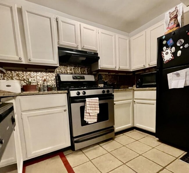 Foto del edificio - 2 bedroom in Chicago IL 60614