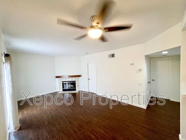 Foto del edificio - 74475 Driftwood Dr