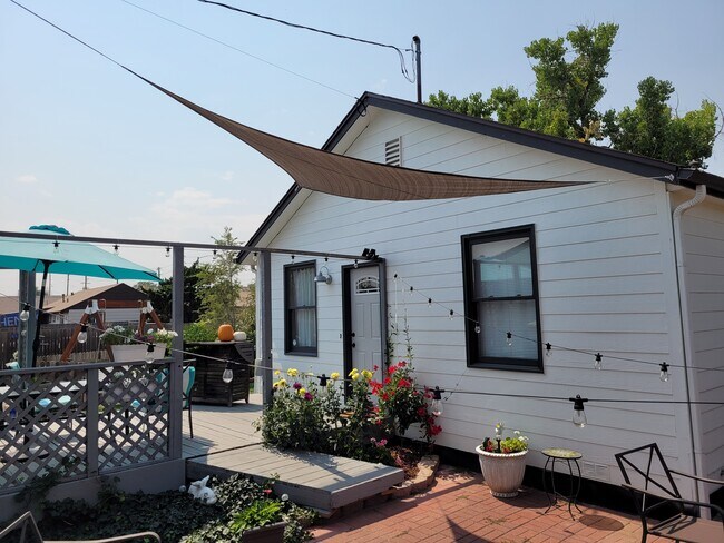 Foto del edificio - 6808 Lowell Blvd