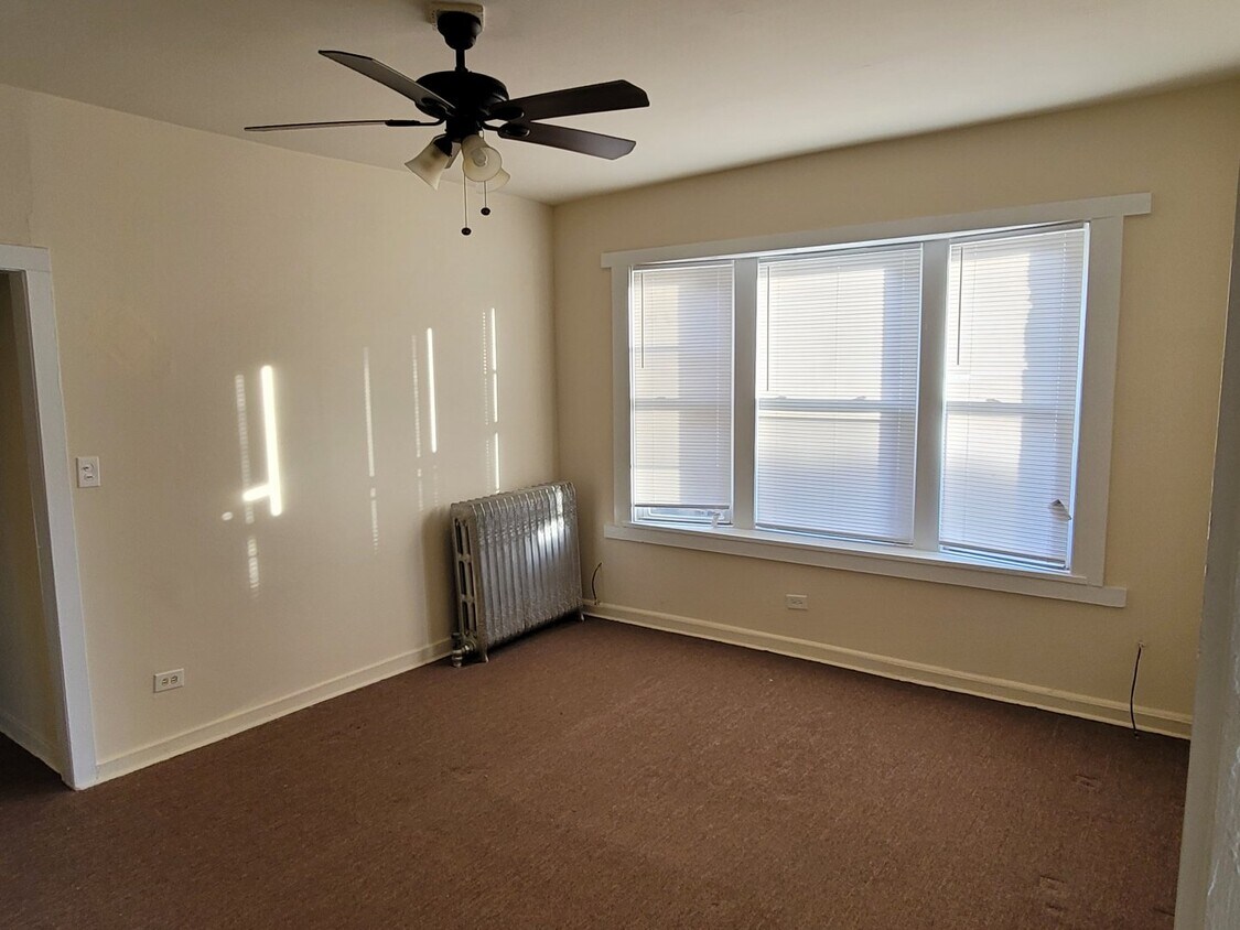 Foto principal - 4406 N Magnolia Ave