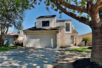 Building Photo - 13202 Ravensway Dr