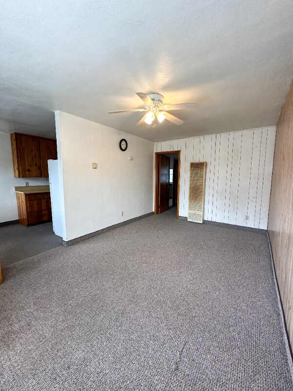 212 E 1st St Unit 1, Laurel, MT 59044 Room for Rent in Laurel, MT