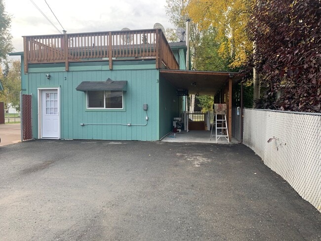 Building Photo - 224 Farewell Ave