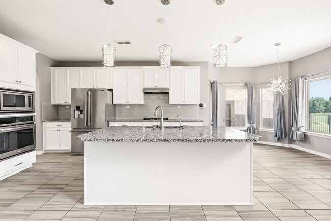 Building Photo - 28131 Scenic Shore Ln