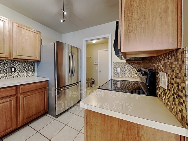 Foto del edificio - 2804 NW 186th St