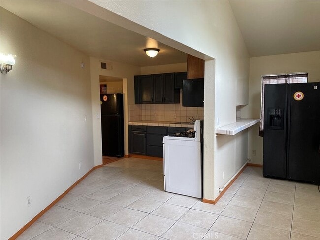 Foto del edificio - 1349 Walnut Ave