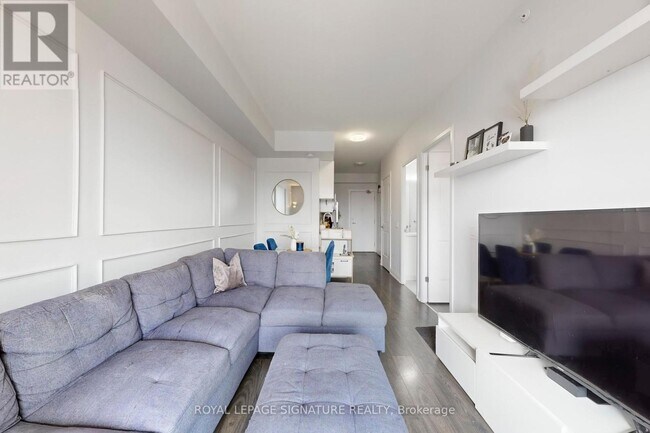 Photo du bâtiment - 3655 Kingston Rd