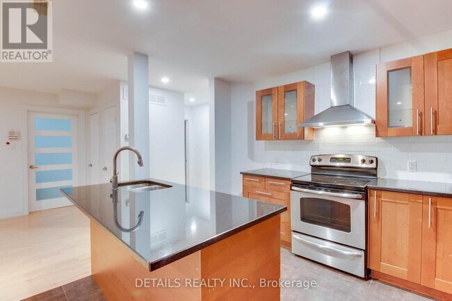 Building Photo - 1106 Bathgate Dr