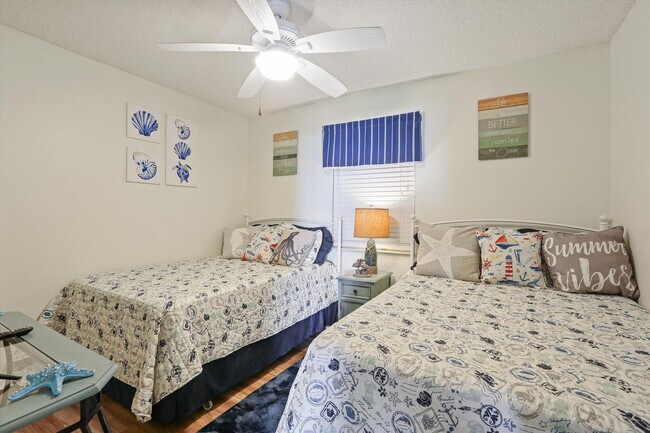 Building Photo - 880 Jimmy Buffett Mem Hwy