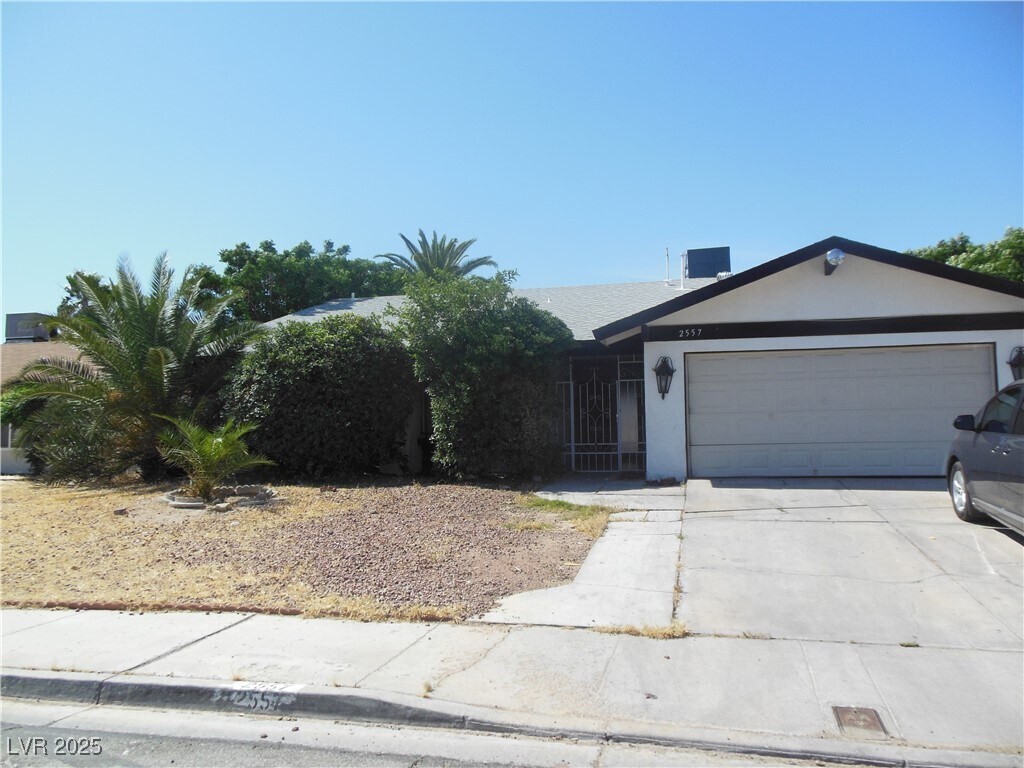 Foto principal - 2557 Boise St