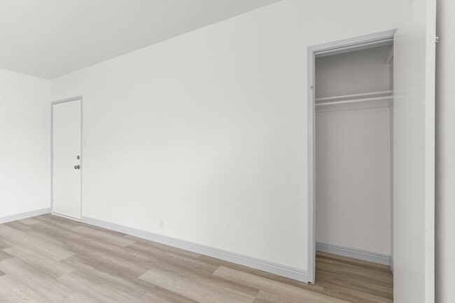 Interior Photo - 731-745 Orange Avenue