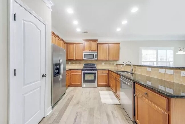 Building Photo - 3277 Bluejay Ln