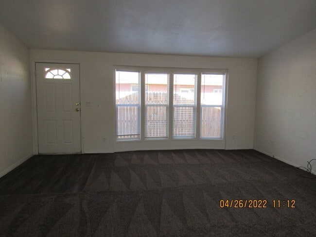 Foto del edificio - MANUFACTURED SINGLE FAMILY HOME IN NEW CASTLE!!