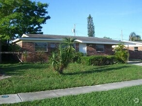 Building Photo - 3808 Gull Rd