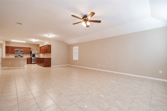 Building Photo - 1120 Decker Dr