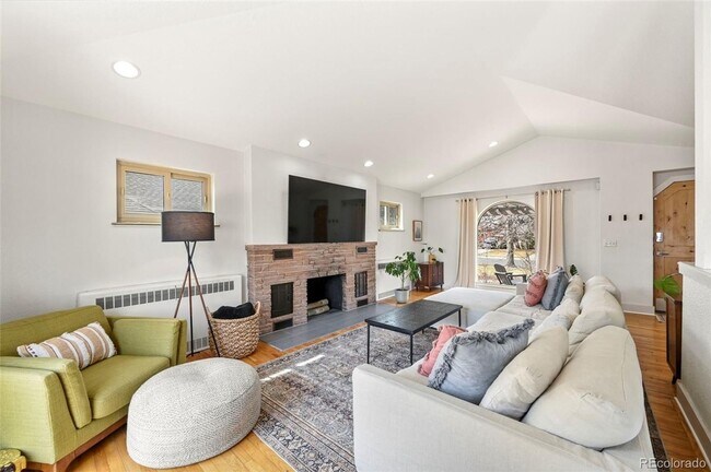 Building Photo - 4BD, 3BA Park Hill Home with Yard and 2-Car Garage