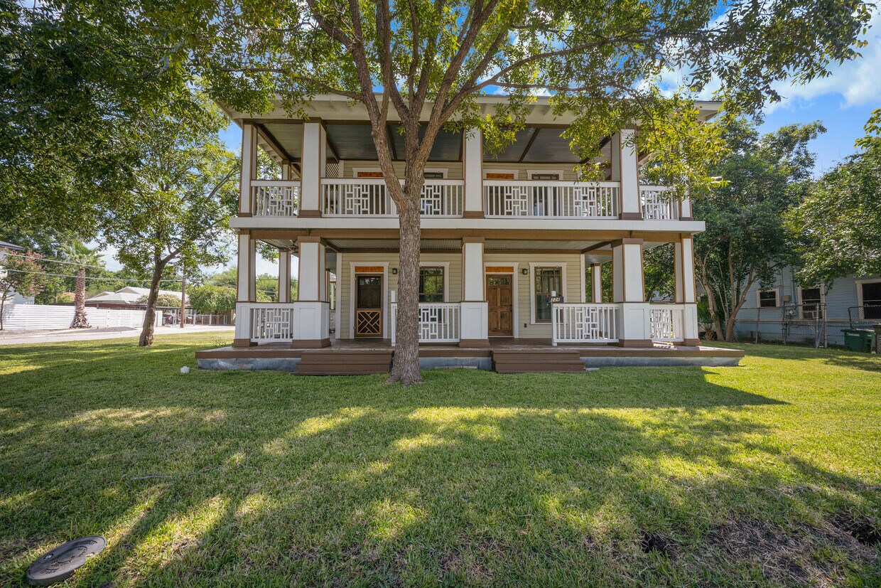 Foto principal - 224 Queen Anne Ct