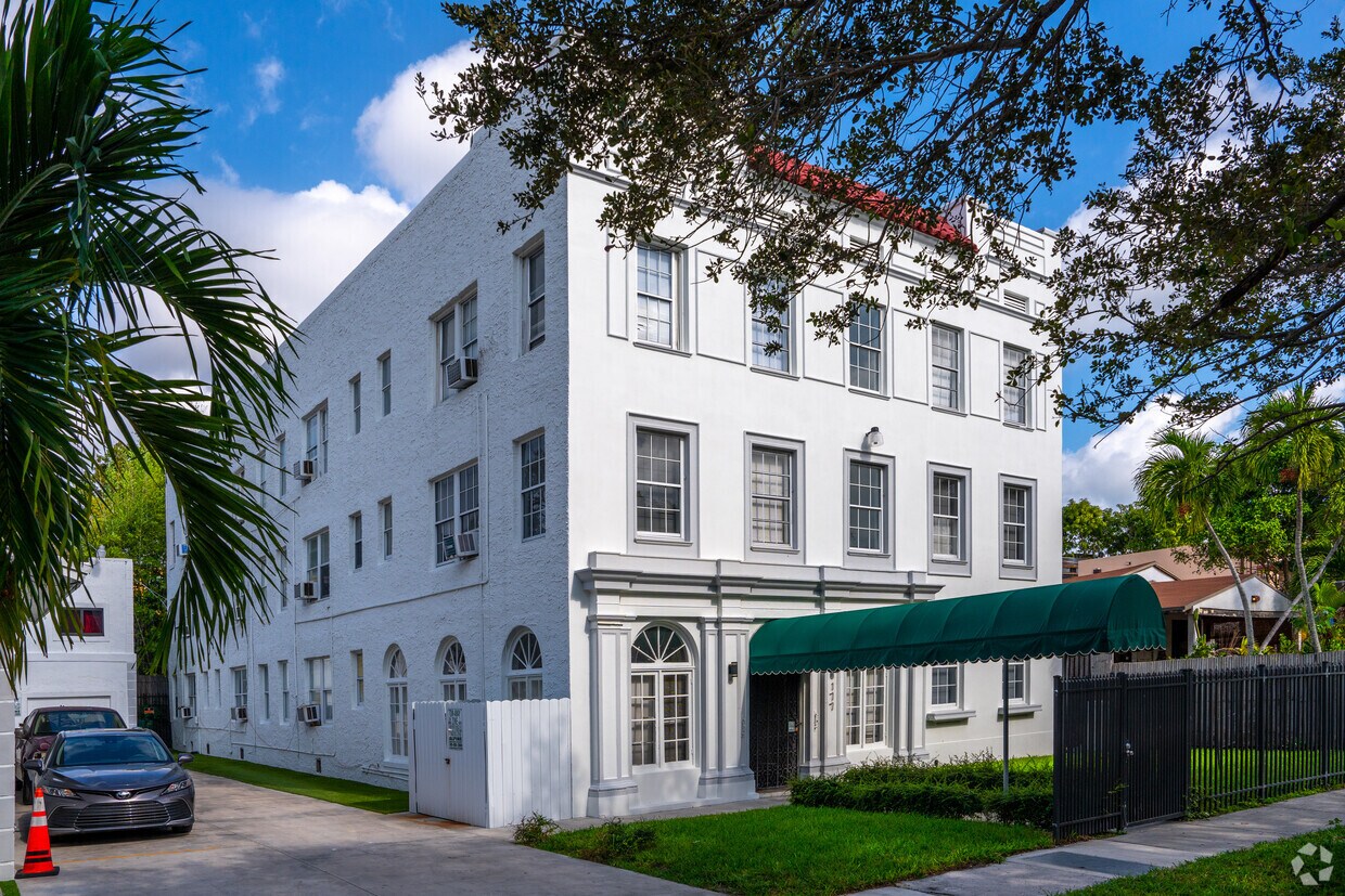 Primary Photo - Buena Vista Manor