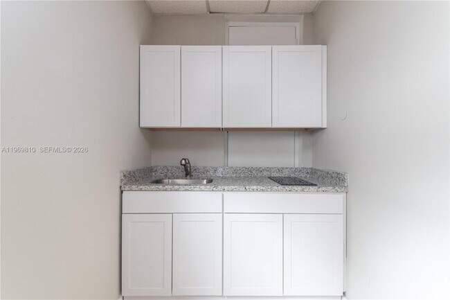 Foto del edificio - 5807 SW 41st St