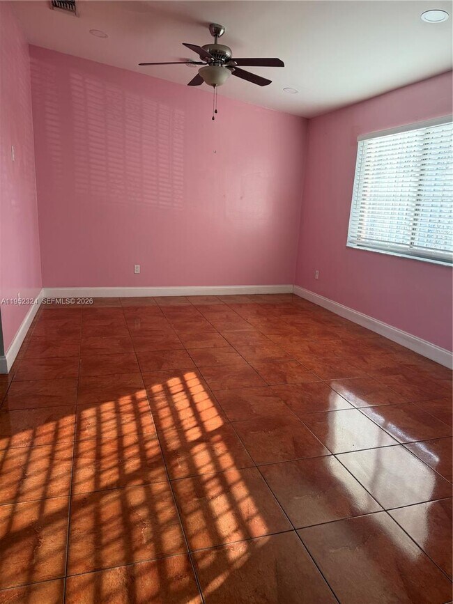 Building Photo - 19751 NW 52nd Ct