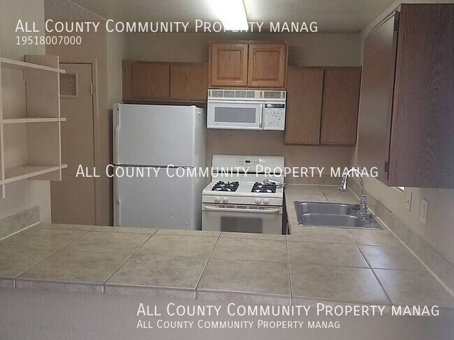 Foto del edificio - 73856 Sunnyvale Dr