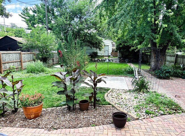 Foto del edificio - 3529 5th St NE