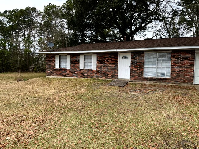 Building Photo - 7640 Portland Dr