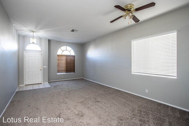 Foto del edificio - 3 br, 2 bath House - 4791 W Toledo St.