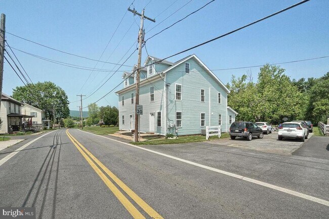 Building Photo - 8156 Rocky Ridge Rd