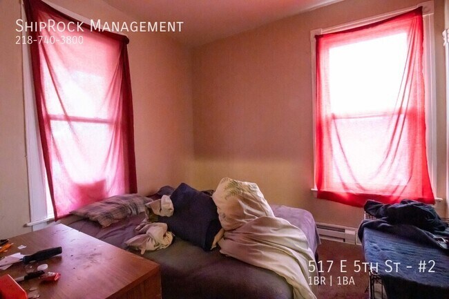 Foto del edificio - 517 E 5th St
