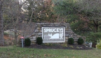 Building Photo - 409 Spruce Hills Dr