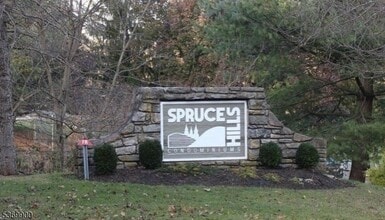 Building Photo - 409 Spruce Hills Dr