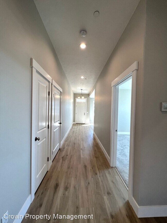 Foto del edificio - 3 br, 2 bath House - 2609 Sunray Ave.