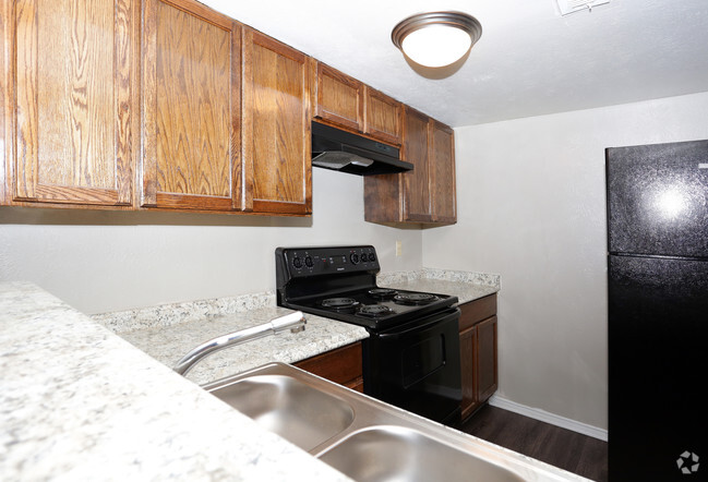 1BR,1BA-678sft - FRANCISCAN