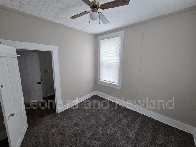 Building Photo - 1243 Gomber Ave