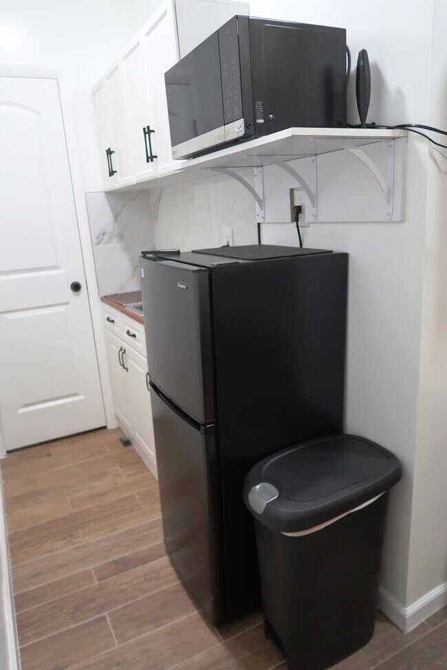 Foto del edificio - 6118 SW 19th St