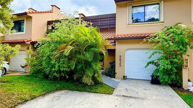 Building Photo - 9825 Costa Del Sol Blvd