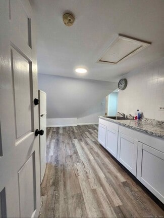 Building Photo - 101 Goddard Ave