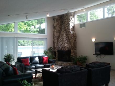 Building Photo - 210 Sutters Mill Ln