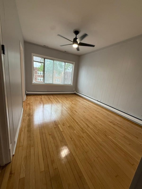 Foto del edificio - 2446 N Luna Ave