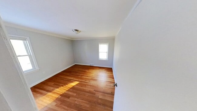 Building Photo - 11360 Mercedes