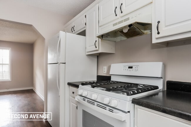 Foto del edificio - 1402 N Hampton Dr