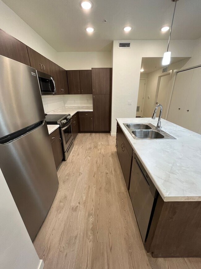 Foto del edificio - 4617 Lexington Sky Lane-103