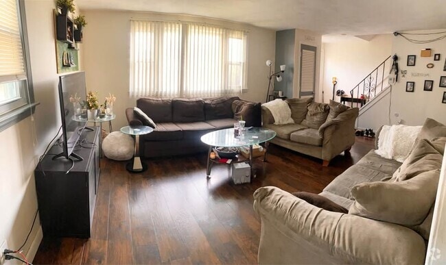 Building Photo - 14 Blakely Cir